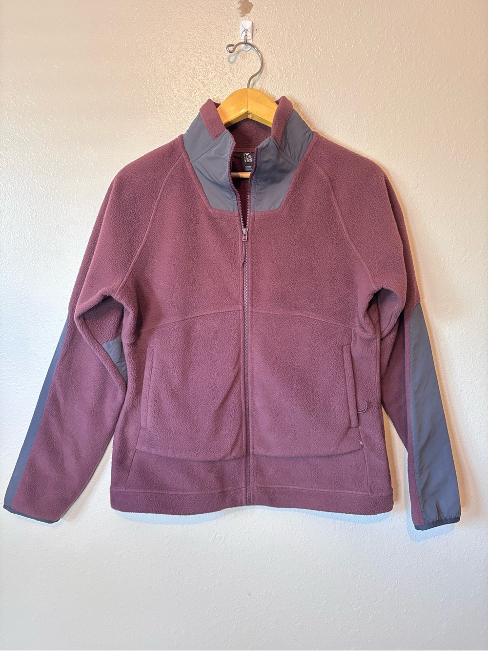 Mountain Hardwear unclassic fleece jacket